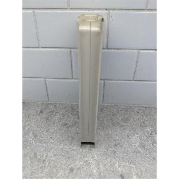 Cinderella Disney VHS Clamshell Walt Disney Masterpiece Collection. Pre-owned. - Picture 2 of 6